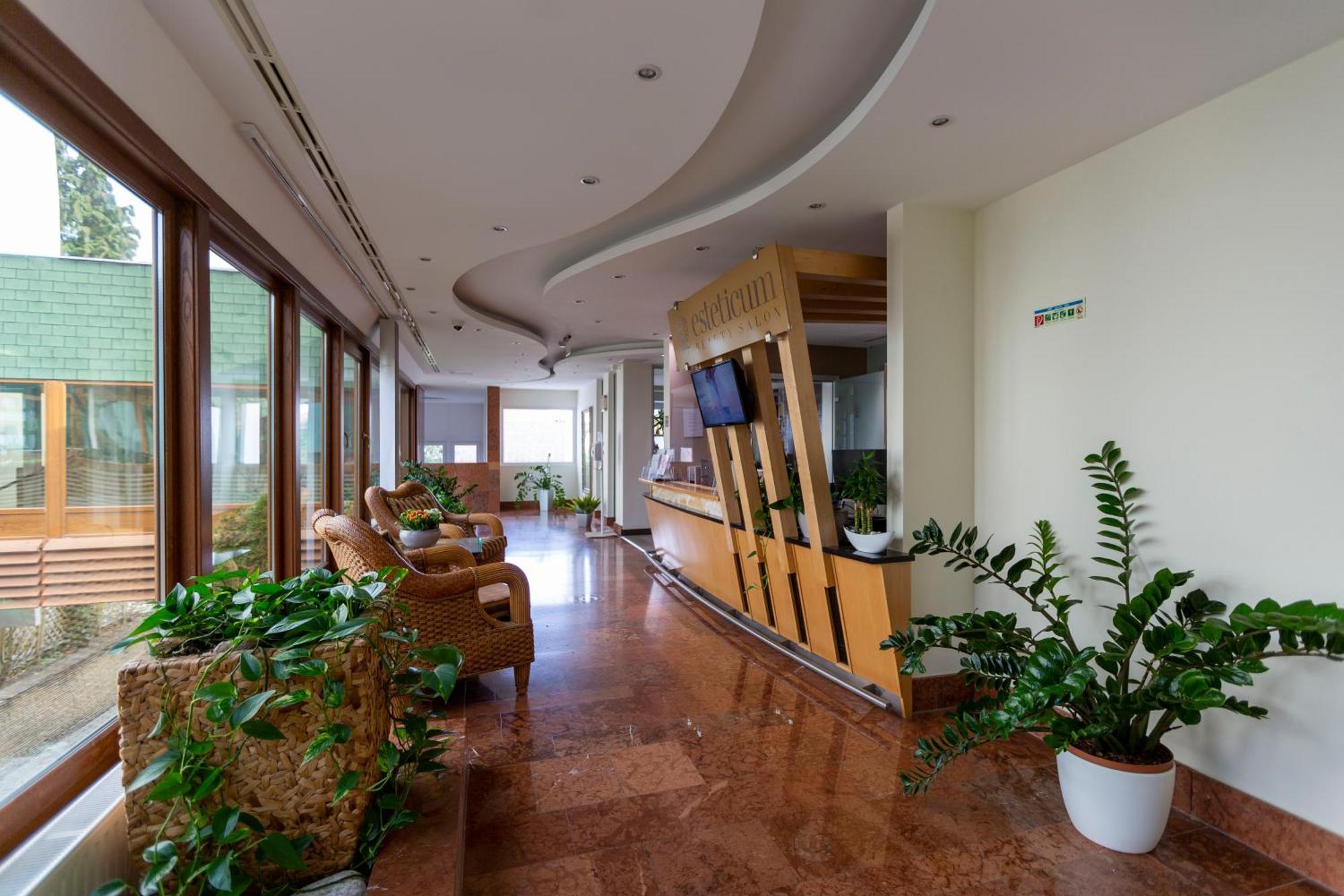 Spa Residence Carbona Heviz Apartments Kakadu 203 A Exterior photo